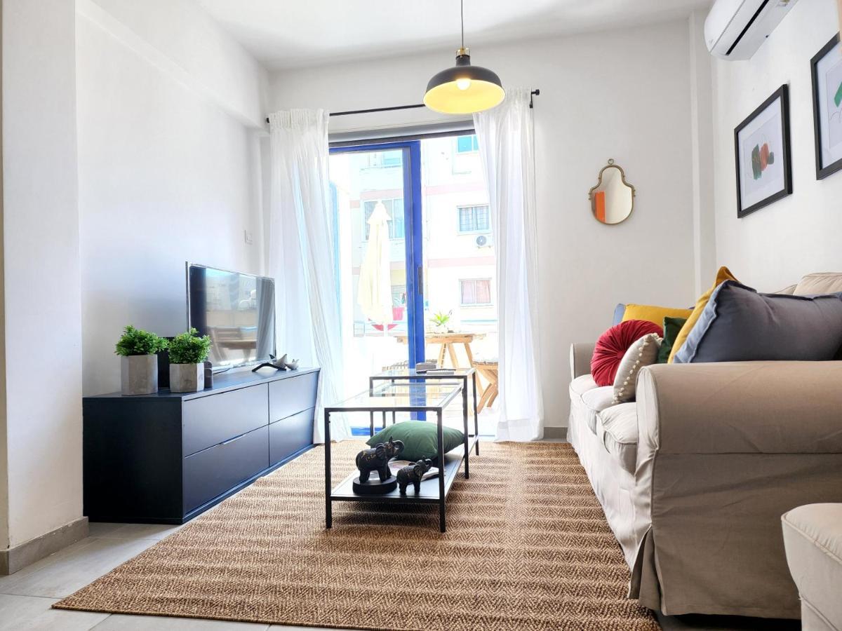 Frida'S Cozy Two Bedroom Apt Ларнака Экстерьер фото