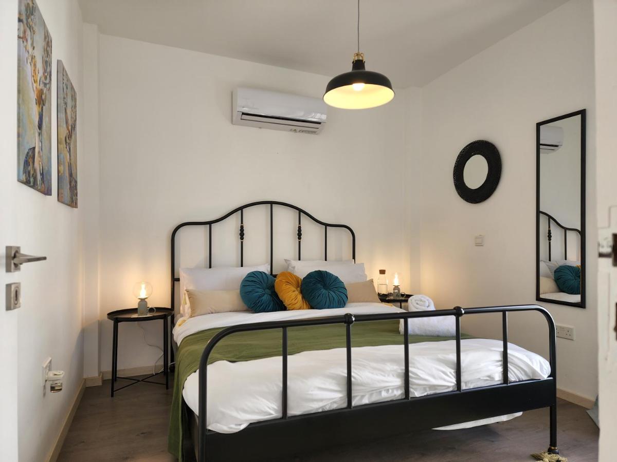 Frida'S Cozy Two Bedroom Apt Ларнака Экстерьер фото