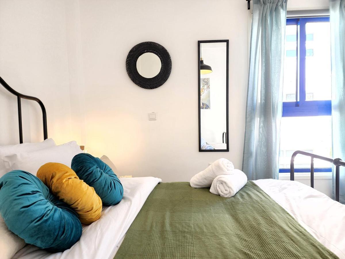 Frida'S Cozy Two Bedroom Apt Ларнака Экстерьер фото