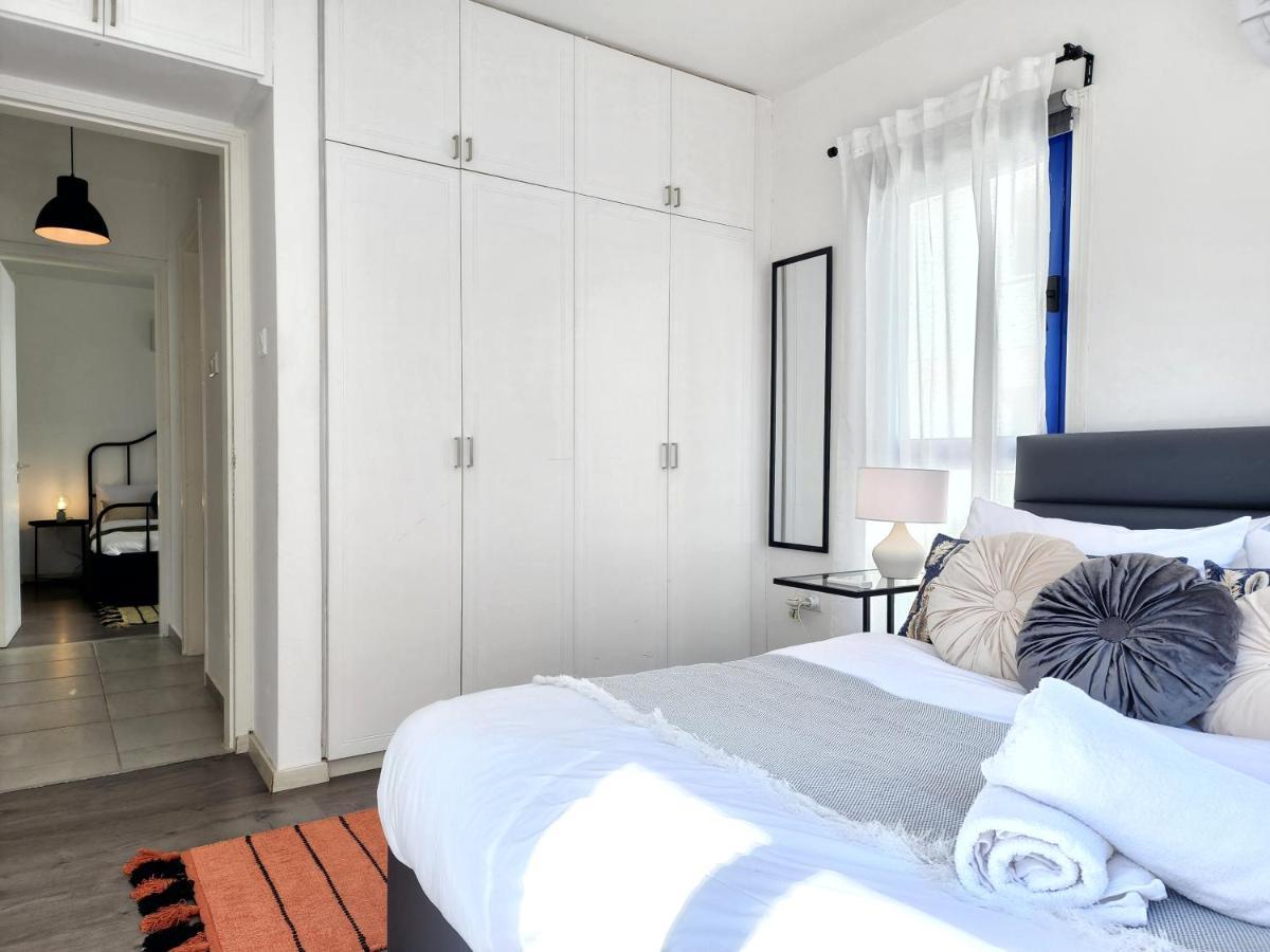 Frida'S Cozy Two Bedroom Apt Ларнака Экстерьер фото
